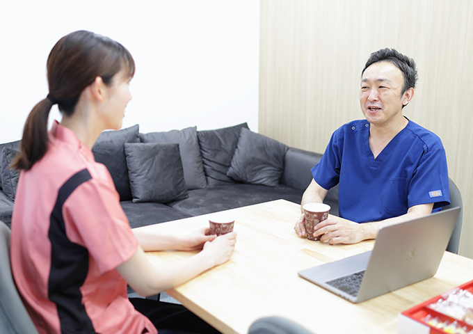 雰囲気が良く笑顔が絶えない風通しの良い環境